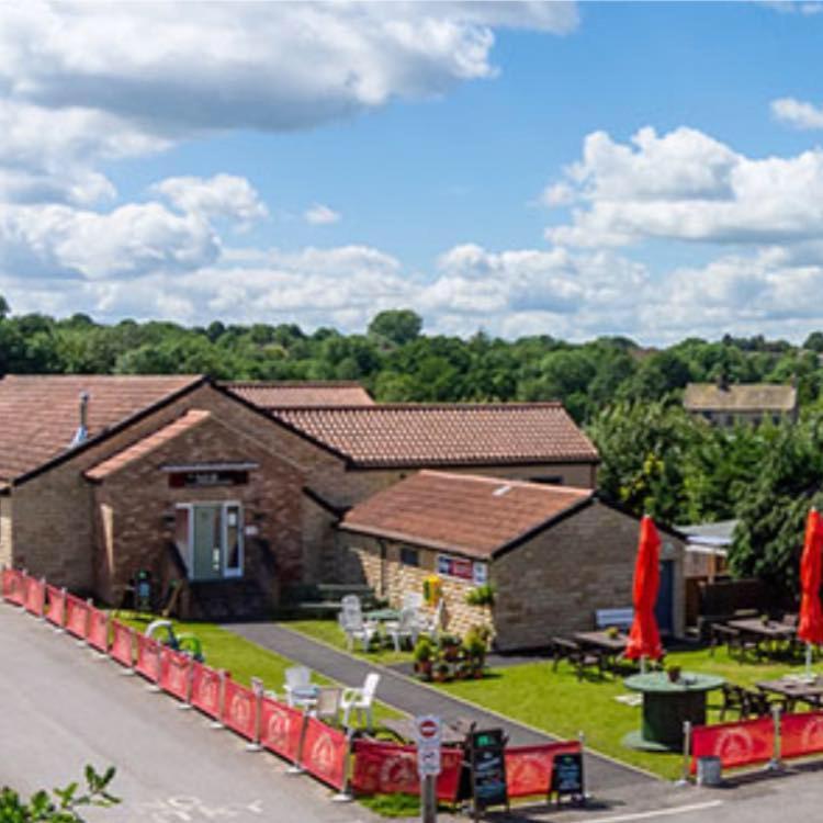 Woofles Luxury Caravan At Knaresborough Lido Exterior photo